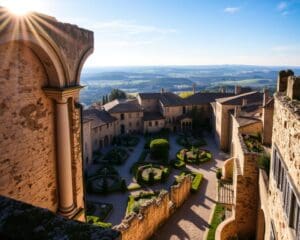 Lacoste – Arte y ruinas sobre colina provenzal 🇫🇷